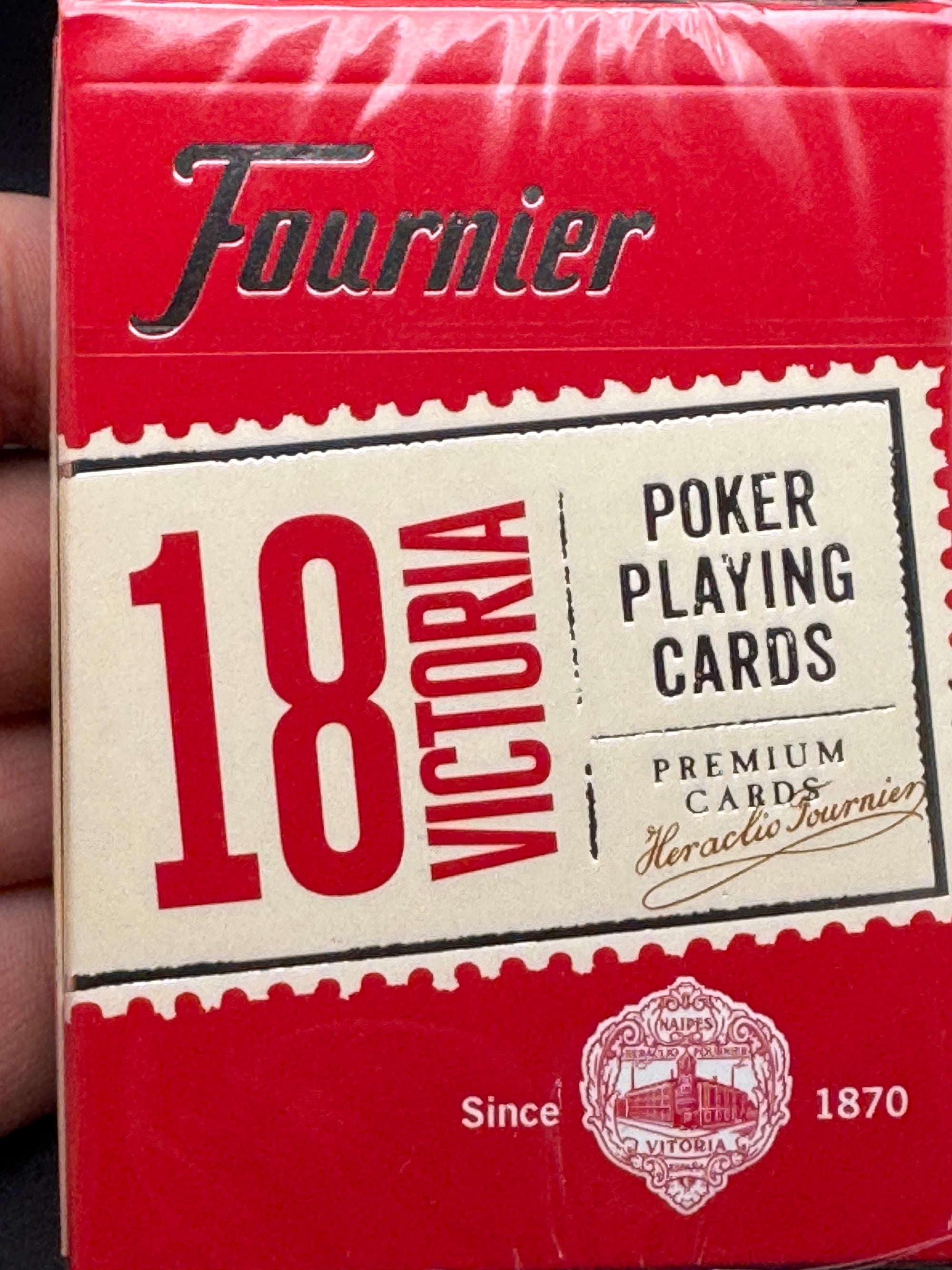 Fournier Victoria 18 Poker Cards (Red)