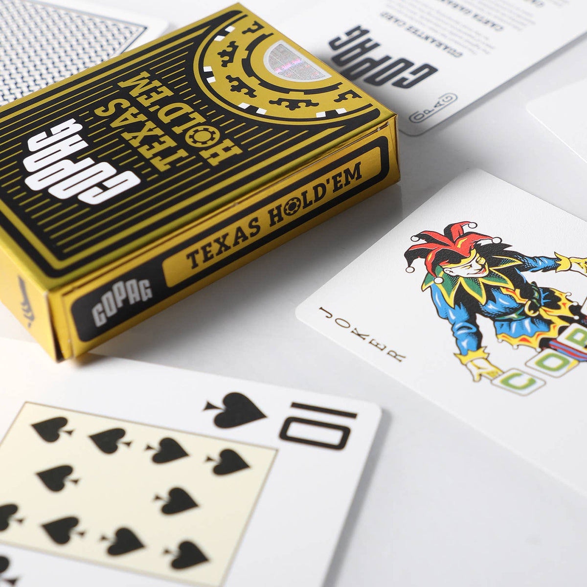 COPAG Texas Hold’em Gold Playing Cards – Black