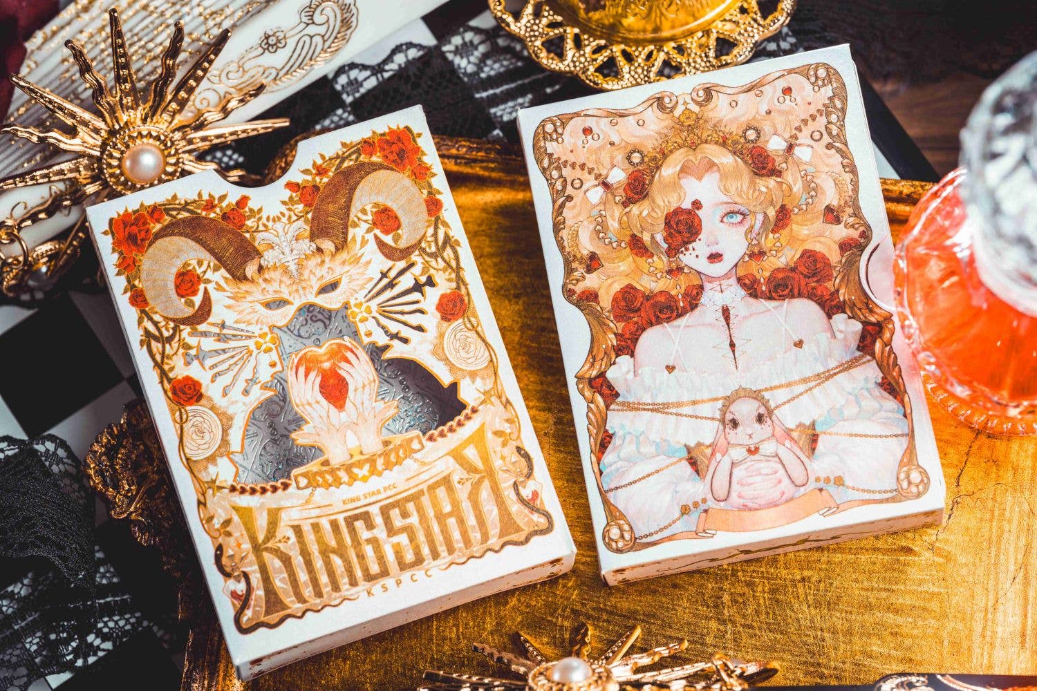 Silence Playing Cards V3: Twins: Light