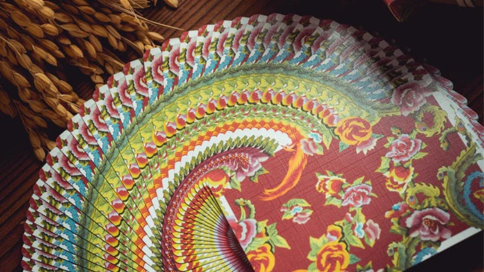 Phoenix and Peony (Red) Playing Cards – by Bacon Playing Card Company