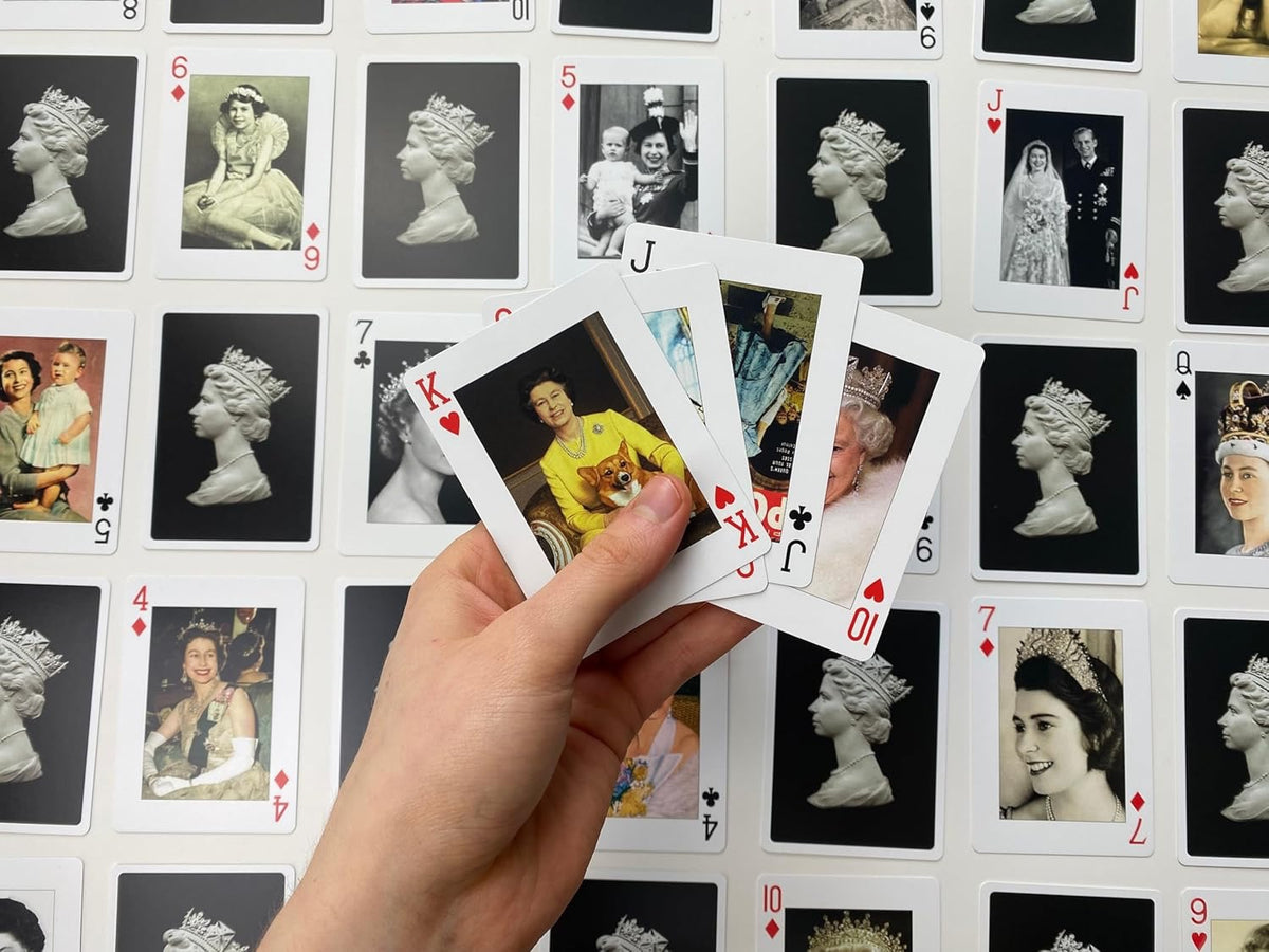 Piatnik Queen Elizabeth II Playing Cards – Royal Collector Deck